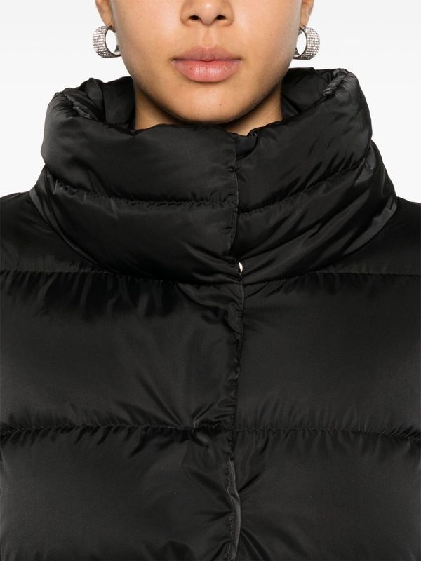 A Shape Fake
  Fur Hood Padding