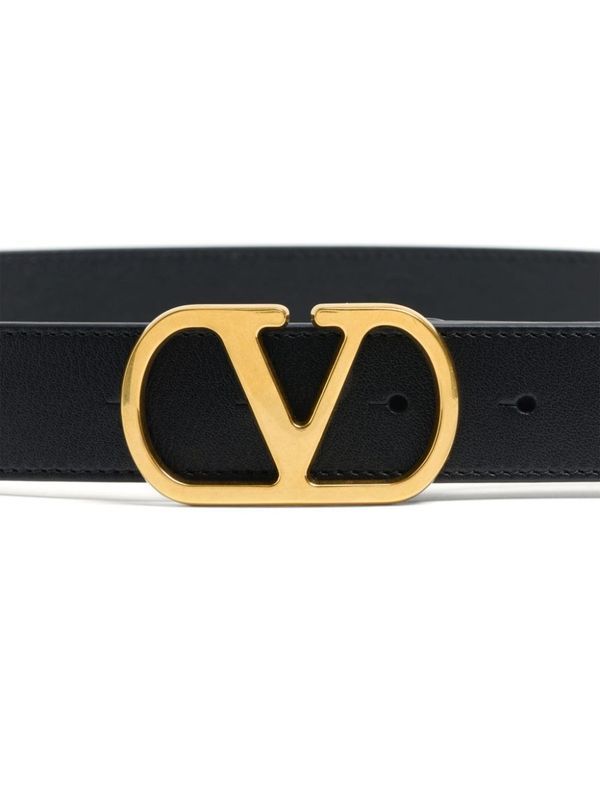 V Logo Leather Belt