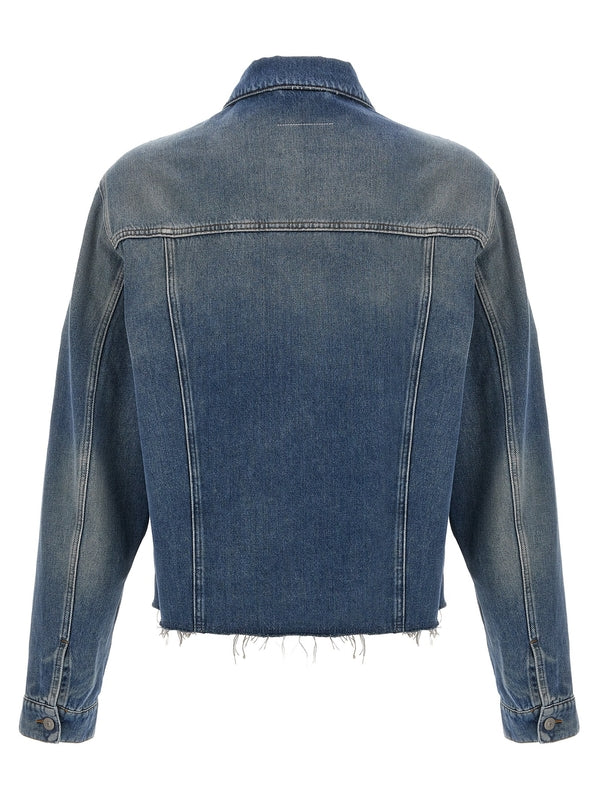 Flap Pocket
  Low-Cut Denim Jacket