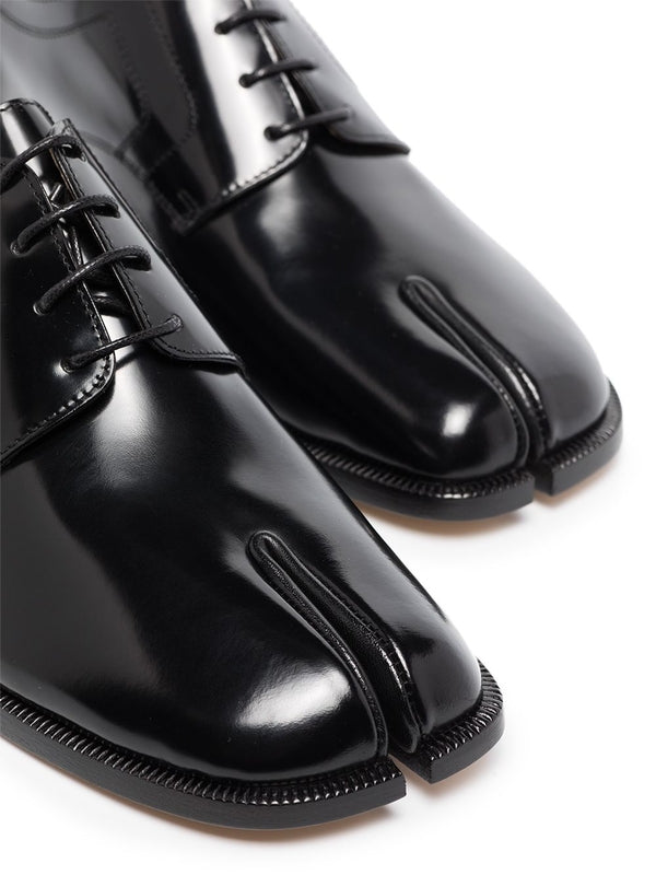 Shiny Leather Tabi Derby Shoes