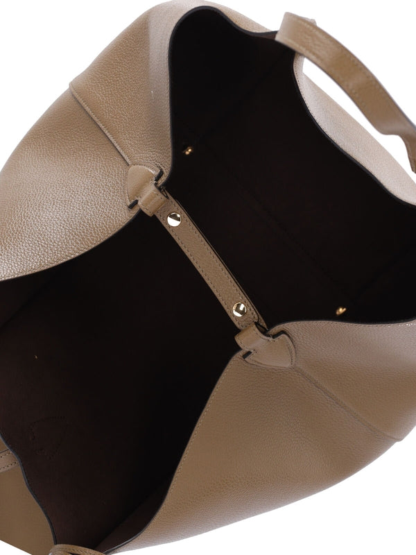 Tod'S Brown Tote Bags