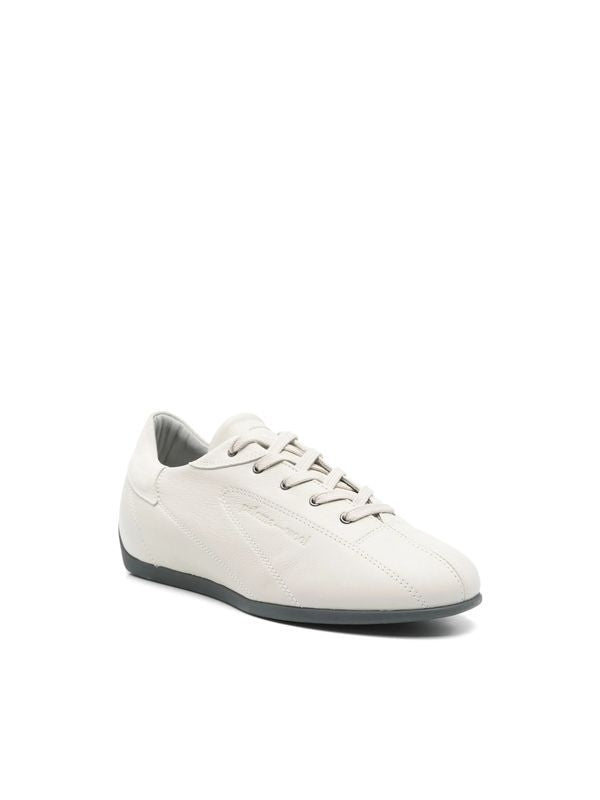 Miles Low-top Sneakers