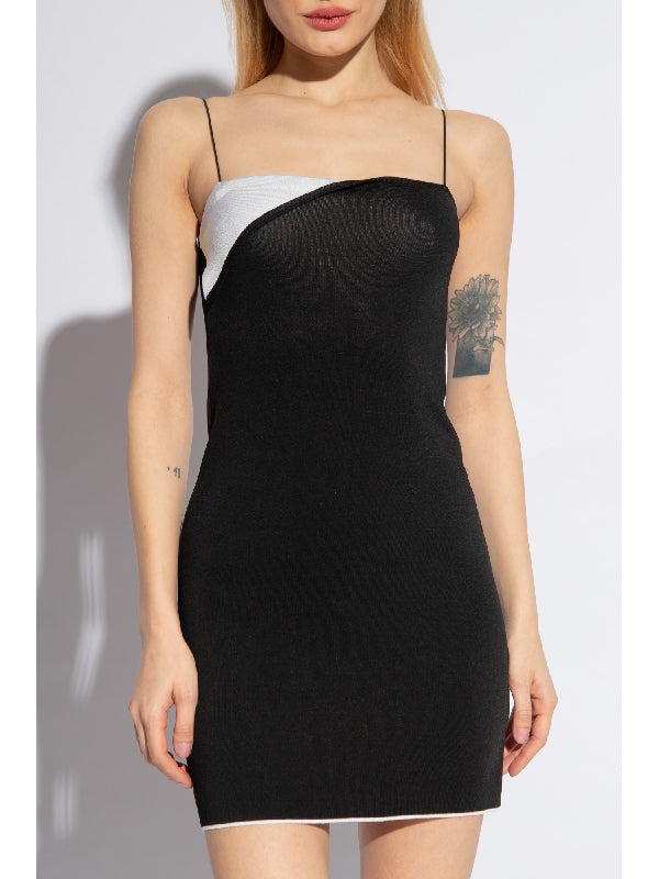 Aro Cocktail
  Sleeveless Dress