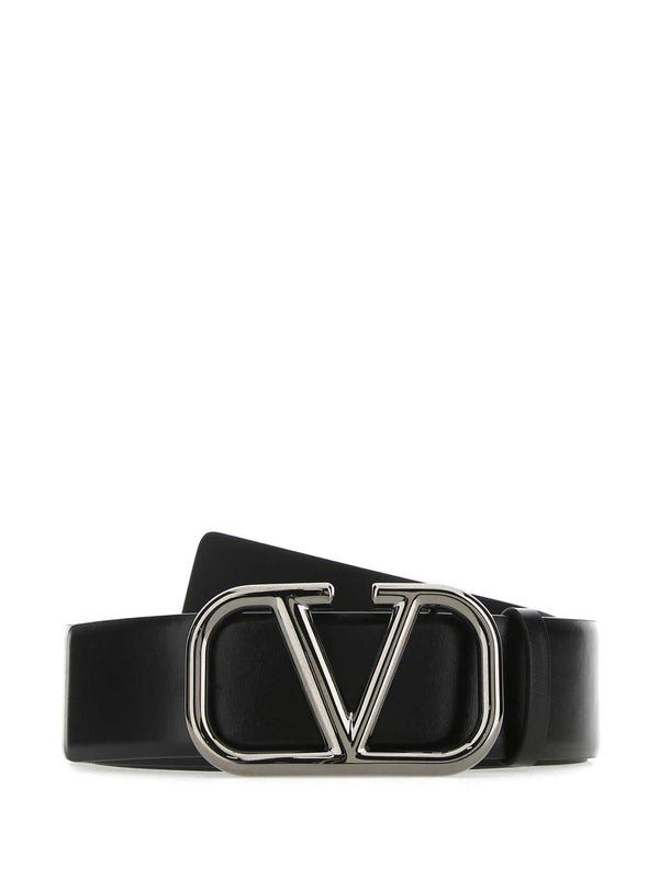 V Logo Buckle
  Leather Belt