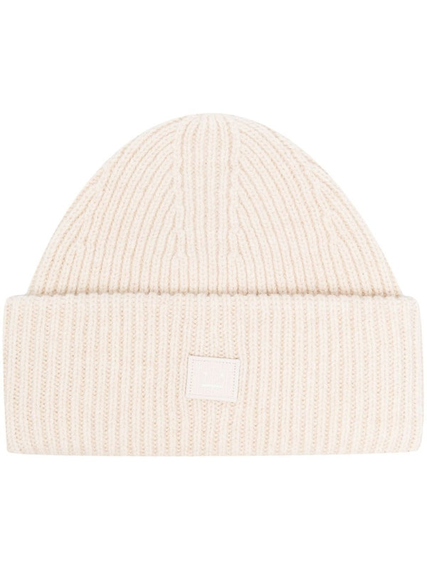 Small Face Patch Ribbed Wool Beanie