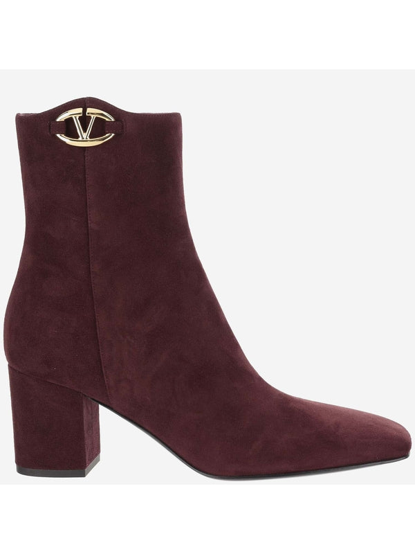 V Logo Accent Ankle Boots