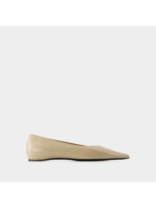 Asymmetric Ballerina Flat Shoes