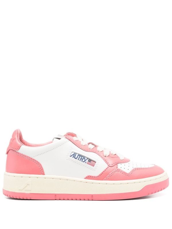 Medalist Low-top Sneakers