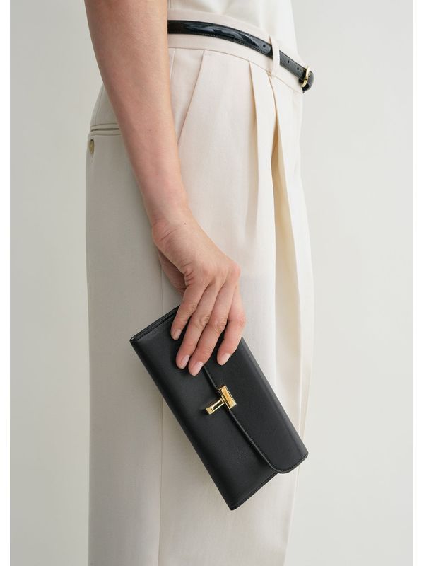 T Logo Decoration Leather Clutch Bag