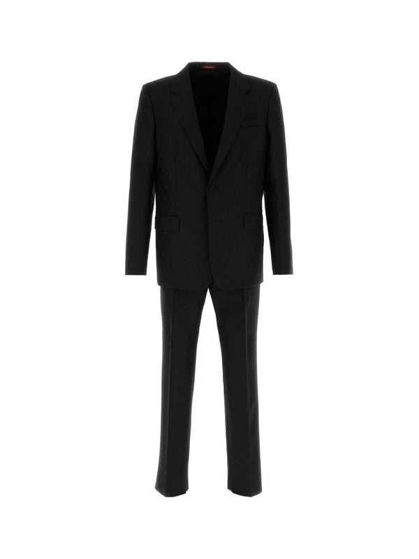 Single Breasted Wool Suit
  Set-up