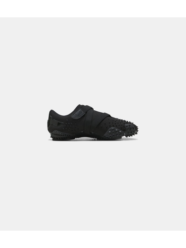 Puma Black Low Top Sneakers