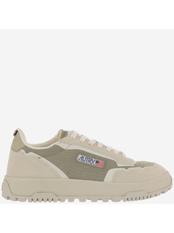 Wildpace Logo Tab Low-Top Sneakers