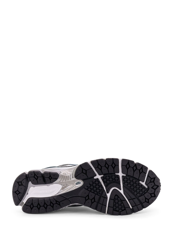 1906 Logo Low-top Sneakers