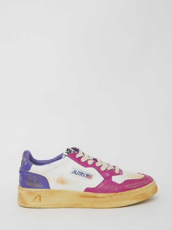 Super Vintage Medallist Sneakers