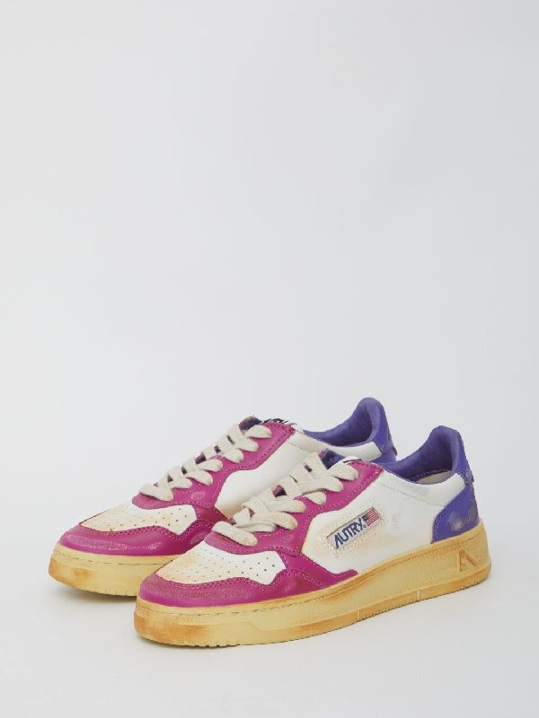 Super Vintage Medallist Sneakers