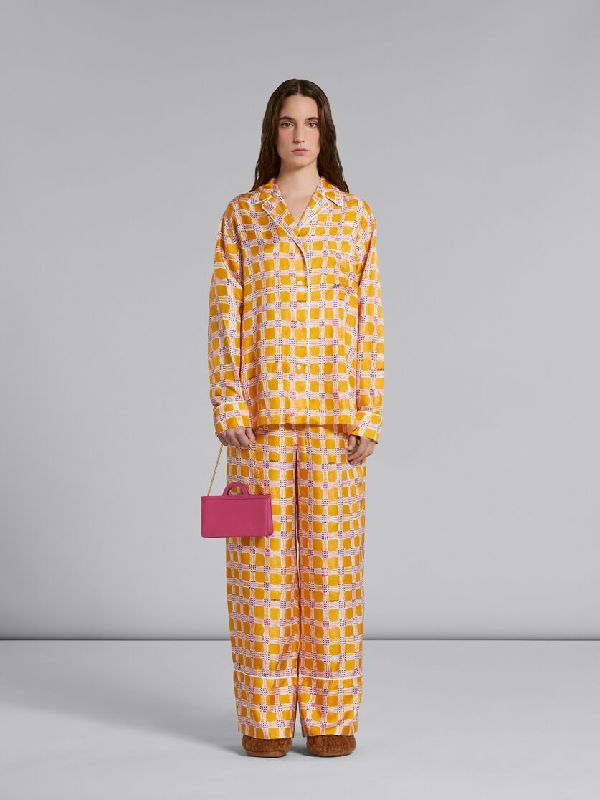 Tropicalia Smooth Leather Woc Bag