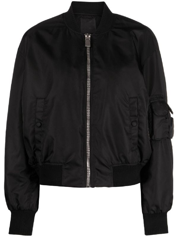 Back Logo
  Pocket Bomber