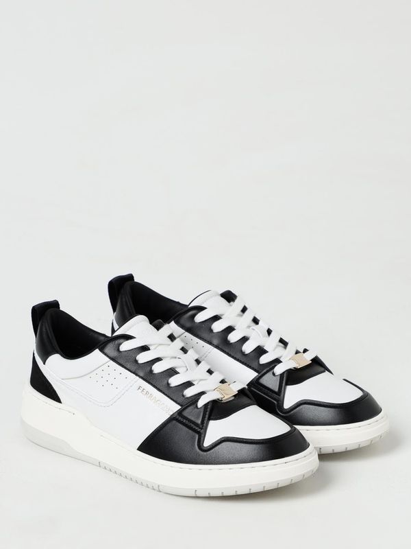 Dennis Logo Low Top Sneakers