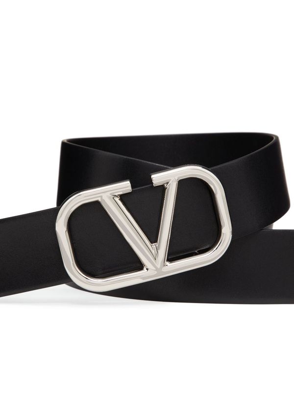 V Logo Leather Belt