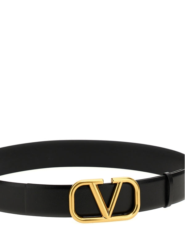 V Logo Buckle
  Leather Belt