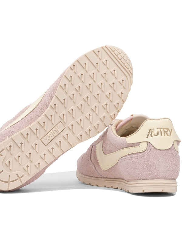 Windspin Suede Low-top Sneakers