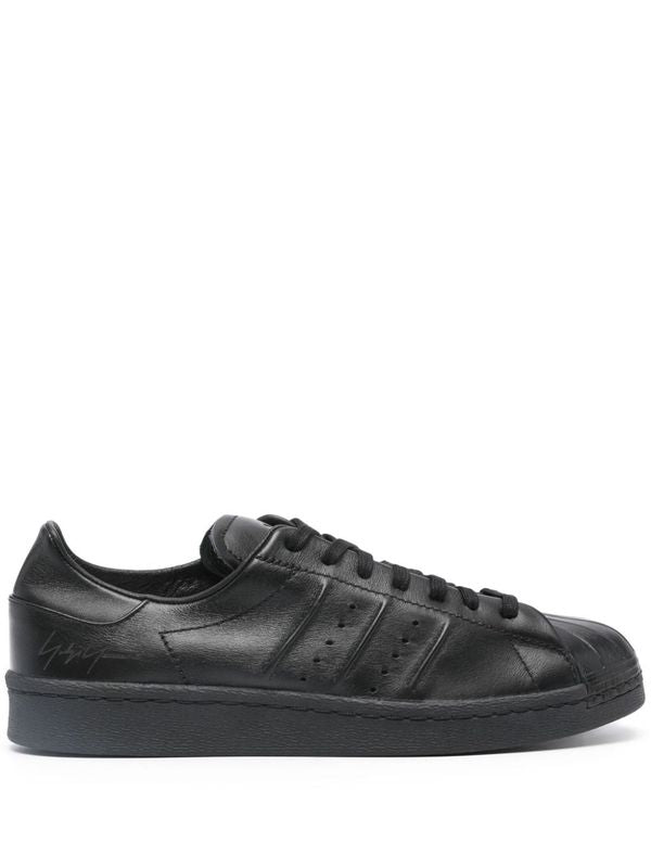 Superstar
  Lowtop Sneakers