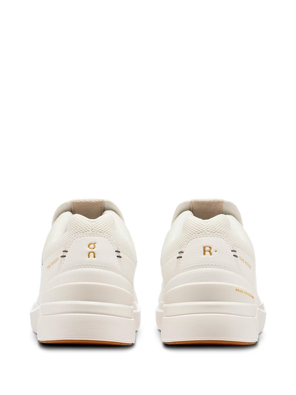Roger Centre Court Low Top Sneakers