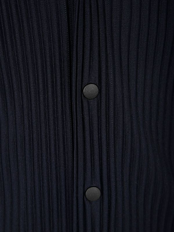 Pleated V-neck Cardigan