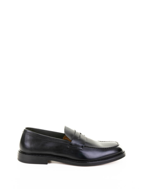 Doucal'S Black Loafers
