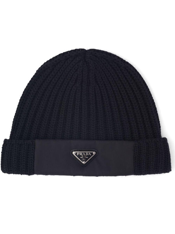 Triangle Logo Rib Turn-Up
  Beanie