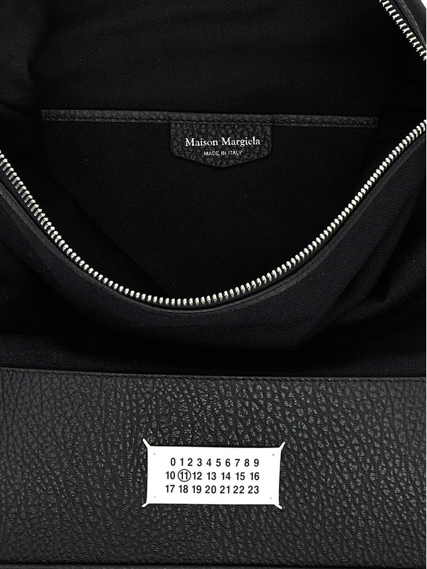 5ac Number
  Logo Medium Shoulder Bag