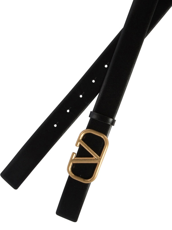 V Logo Buckle Leather Belt