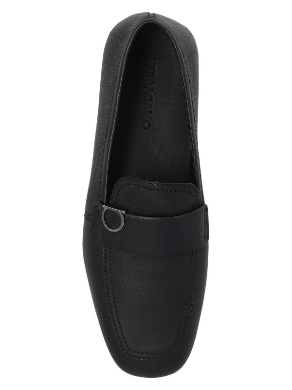 Gancini
  Ornament Leather Loafer