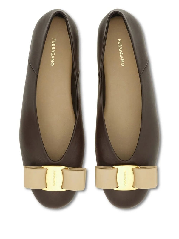 Vara Bow Leather Flat Shoes