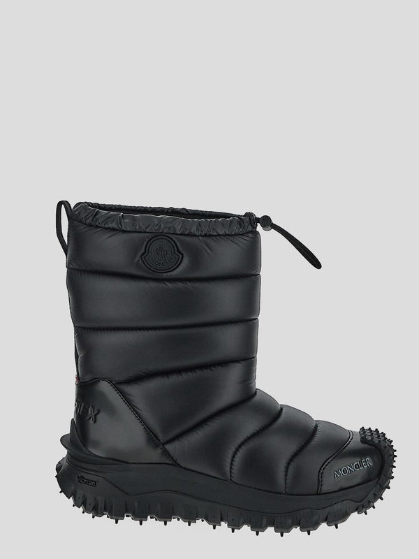 Apres Logo Patch Ankle Boots