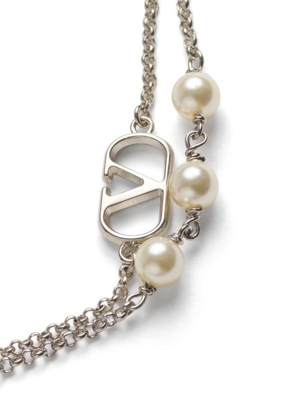 V Logo Pearl Detail Bracelet