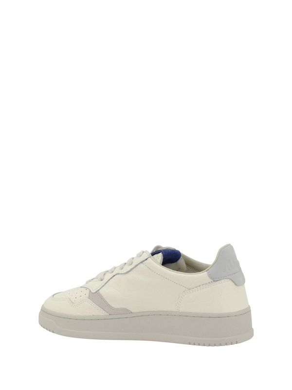 Medalist Low-top Sneakers
