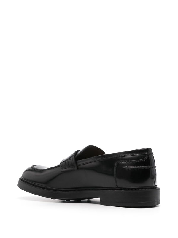 Doucal'S Black Loafers