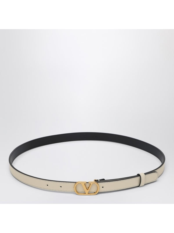 V Logo Signature Buckle Leather Belt