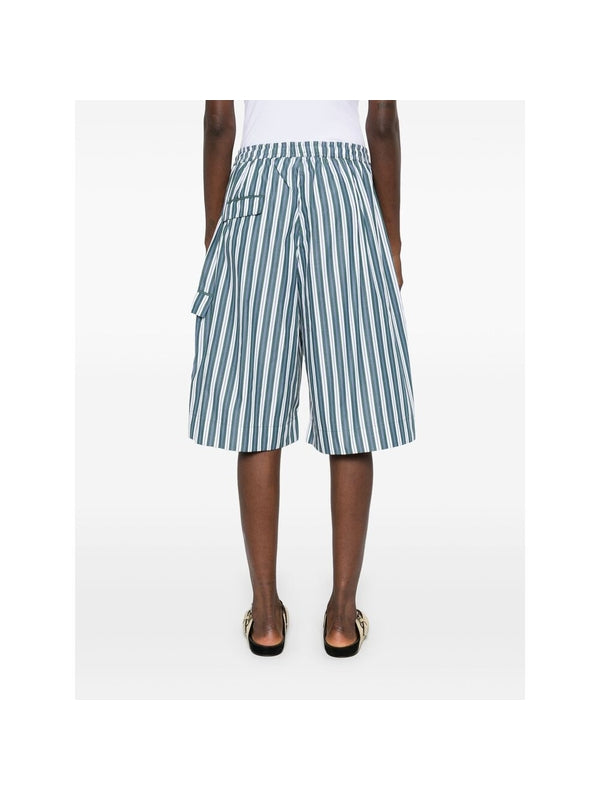 Stripe Pattern Pocket Detail
  Shorts