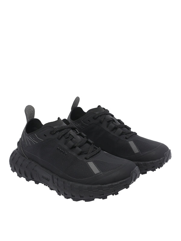 Norda Black Low Top Sneakers