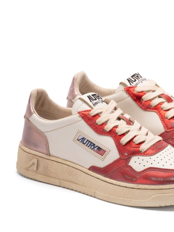 AVLW/MT01 Low Top Sneakers