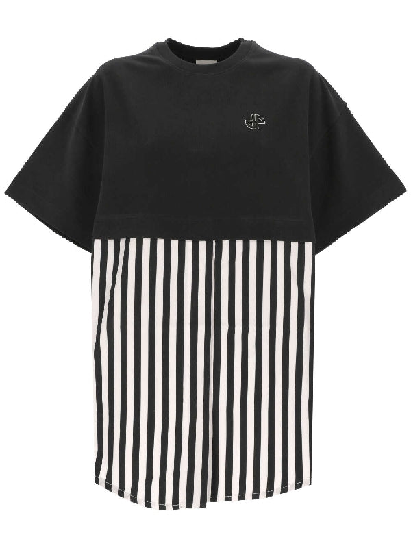 レイヤードディテールロゴ
刺繍Tシャツ