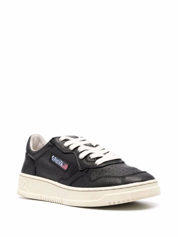 Medalist Low-top Sneakers