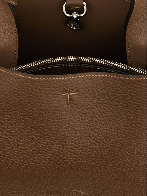 Tod'S Brown Tote Bags