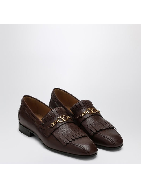 V Logo Signature Fringe Loafers