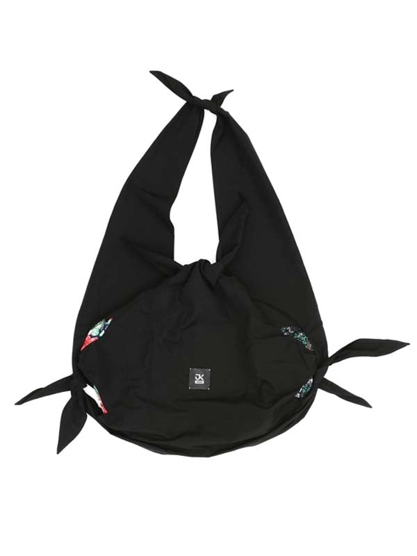 CHILLA BALE Petal Shoulder Bag