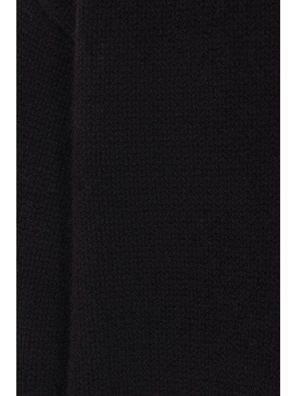 Co Black Knitted