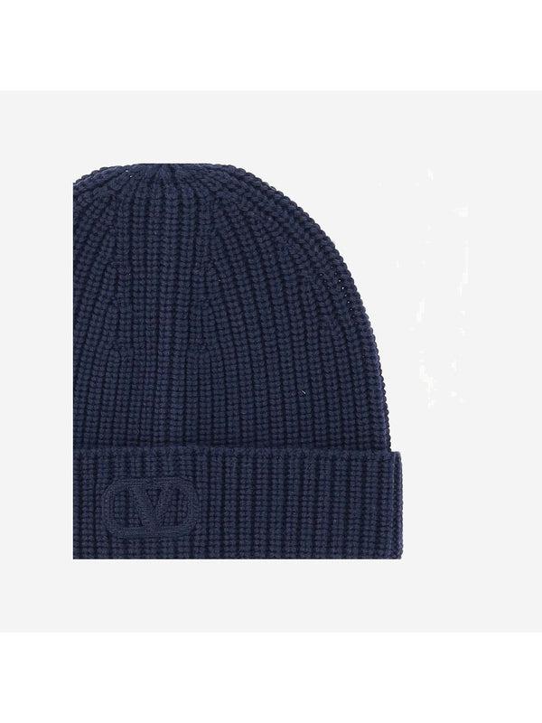 V Logo Embroidery Wool Beanie