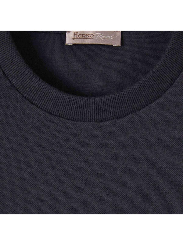 度假风圆领短袖 T 恤